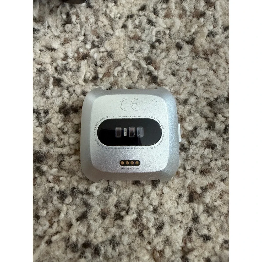 Fitbit Versa 2 Smartwatch Health Tracker with Charger - TESTED WORKS